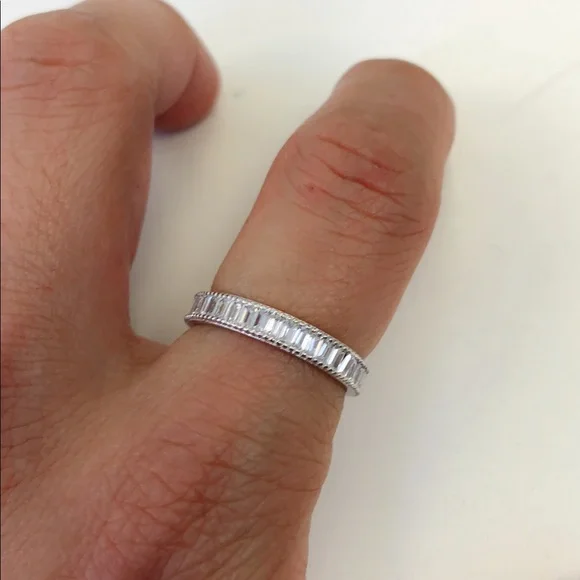 sterling silver 925 eternity ring - Picture 2 of 7